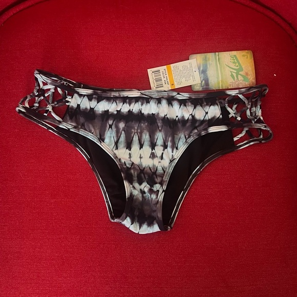 NWT - HOBIE BIKINI BOTTOMS SIZE SMALL - Picture 5 of 7